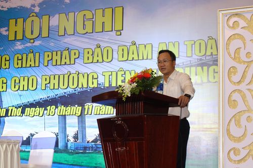 Tăng cường giải pháp an toàn cho giao thông đường thủy nội địa