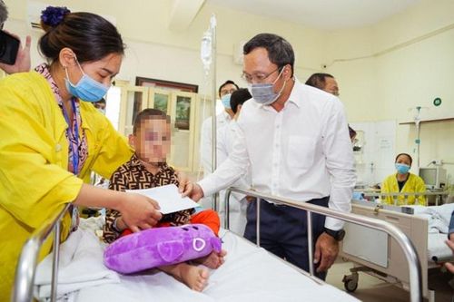 Đằng sau những vụ tai nạn giao thông: Không chỉ là nỗi đau mất mát