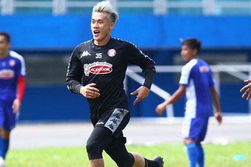 Chuyển nhượng V-League: Chủ tịch CLB TPHCM chốt tương lai Bùi Tiến Dũng