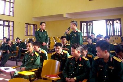 Tạo điều kiện để bộ đội bày tỏ ý kiến