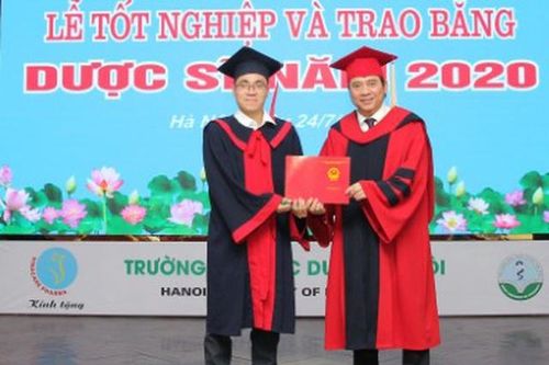 Thủ khoa 'có duyên' với cây hành