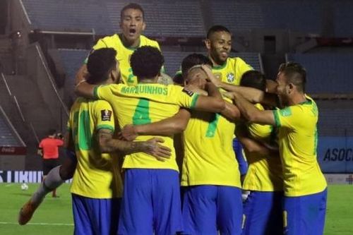 Vòng loại World Cup 2022 khu vực Nam Mỹ: Đội tuyển Brazil giữ mạch toàn thắng; Argetina đánh bại Peru
