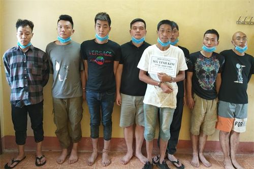 'Vượt nắng, thắng mưa' ngăn chặn hoạt động xuất, nhập cảnh trái phép