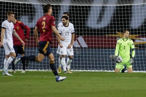 Thủ môn Manuel Neuer chịu vết nhơ lớn nhất sự nghiệp