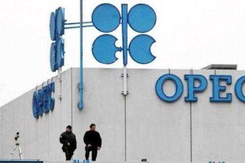 OPEC+ sẵn sàng điều chỉnh sản lượng để ngăn đà giảm giá