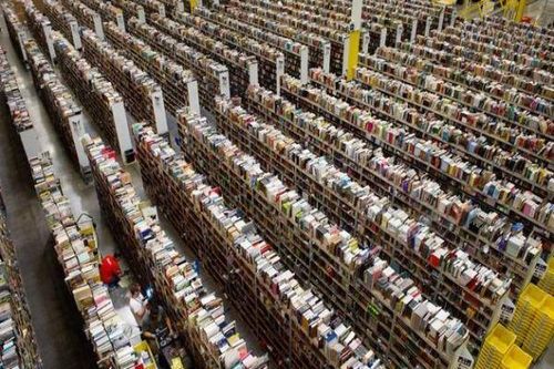 Năm nhân viên Amazon bị bắt vì trộm Apple lô hàng iPhone 12 trị giá nửa triệu đô