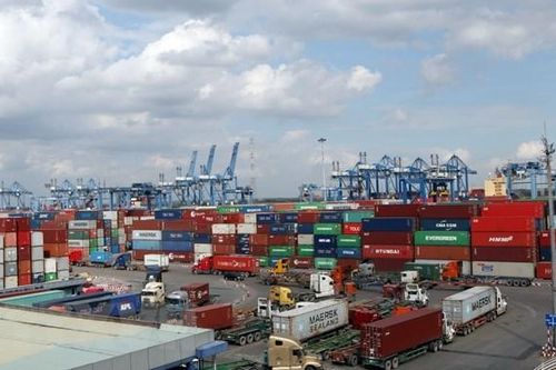 Thành phố Hồ Chí Minh đề xuất thu phí sử dụng kết cấu cảng biển