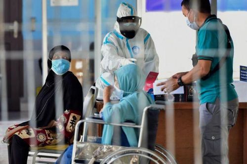 COVID-19 tại ASEAN hết 17/11: Myanmar lại tăng vọt ca nhiễm; Indonesia lỡ kế hoạch tiêm vaccine