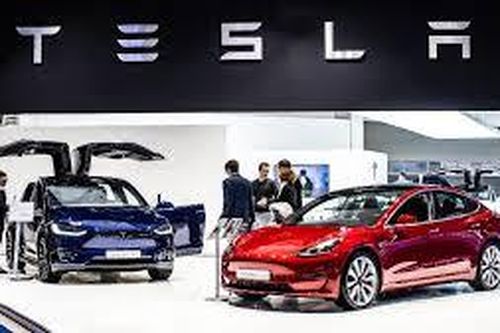 Cổ phiếu Tesla chính thức gia nhập chỉ số S&P 500
