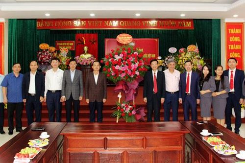 Lãnh đạo tỉnh chúc mừng Ngày truyền thống MTTQ Việt Nam