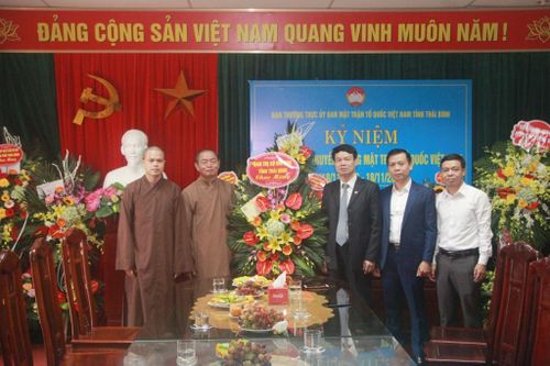 Thái Bình : BTS Phật giáo tỉnh chúc mừng UBMTTQVN tỉnh