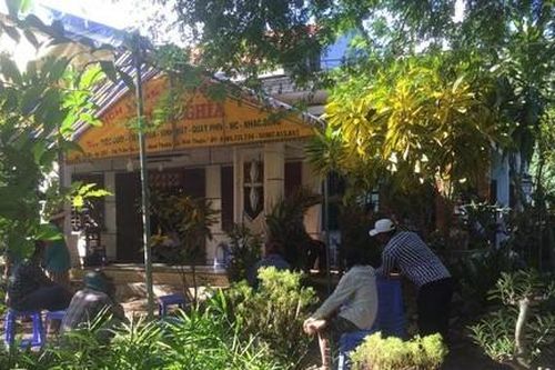 Người mẹ trình báo Công an khi phát hiện con chết bất thường trên giường