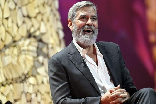 Tài tử George Clooney tặng 14 bạn thân mỗi người 1 triệu USD