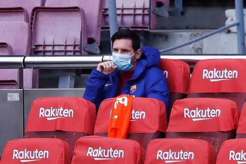 Messi nổi khùng ở sân bay, Guardiola reo vui
