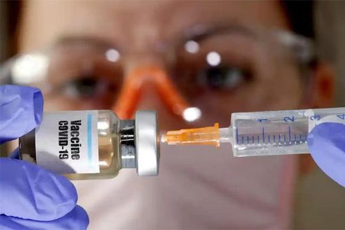 Ai sẽ được tiêm vắc xin Covid-19 đầu tiên?