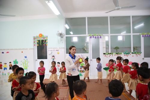 Những người thầy lớn lên từ nương rẫy, tận tậm với trẻ vùng cao