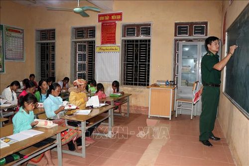 Lớp học đặc biệt trên rẻo cao biên cương