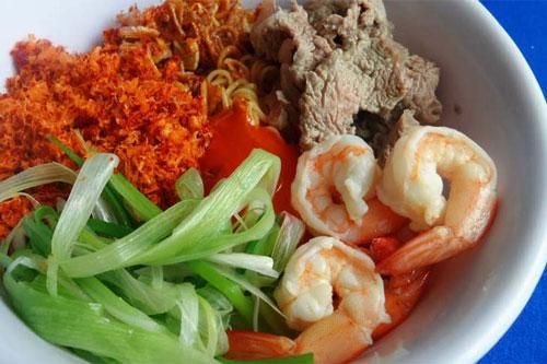 CLIP: Bật mí cách làm món mì trộn muối ớt đậm đà, cay ngon đổi vị cho cả nhà