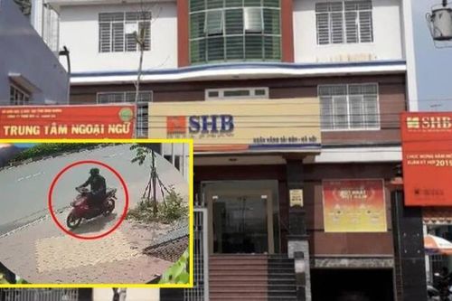 Lộ diện hình ảnh nghi phạm đe dọa nhân viên, cướp ngân hàng táo tợn ở Bình Dương