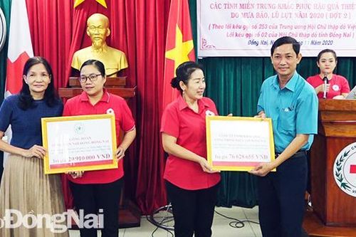 Hội Chữ thập đỏ tỉnh tiếp tục cứu trợ bão lũ đợt 3 tại miền Trung