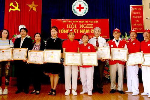 Sơn Dương tôn vinh 29 nhà tài trợ tiêu biểu năm 2020