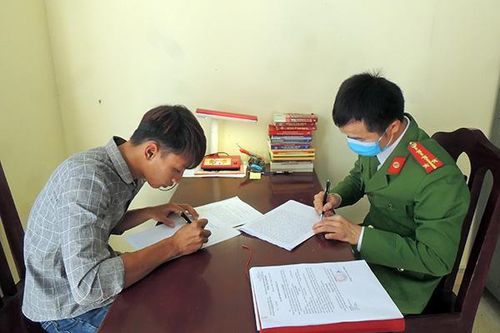 Lừa đảo chuyển tiền qua mạng nạp tiền mua đồ cho nhân vật game