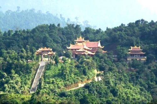 Xây dựng hồ sơ khoa học quần thể di tích và danh thắng Yên Tử