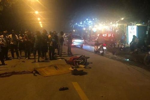 Hà Nội: Va chạm giữa 2 xe máy khiến 4 người thương vong