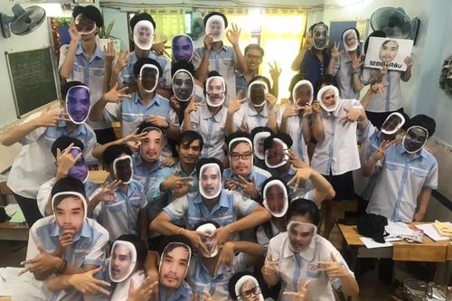 20/11 chẳng cần tặng quà cầu kỳ, teen khiến thầy cô bật cười với những lời chúc 'bá đạo'