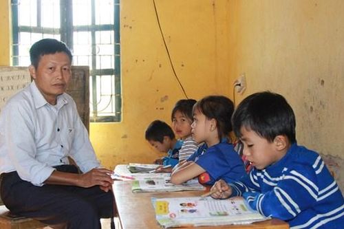 Gieo chữ giữa đại ngàn