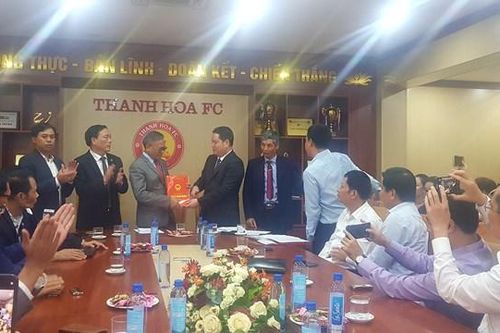 Đội bóng Thanh Hóa chính thức về tay Đông Á