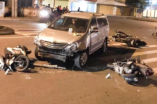 Lời khai tài xế ôtô tông hàng loạt xe máy ở TP.HCM