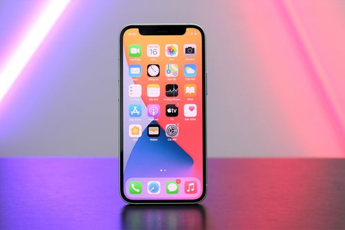 iPhone mới chứng minh triết lý khác biệt giữa Tim Cook và Steve Jobs