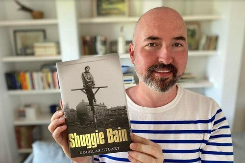 Nhà văn Scotland thắng giải Man Booker 2020