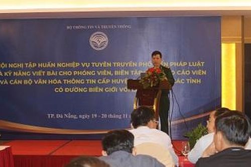Nâng cao công tác tuyên truyền thông tin đối ngoại với Lào