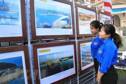 Triển lãm bản đồ, trưng bày tư liệu Hoàng Sa, Trường Sa của Việt Nam