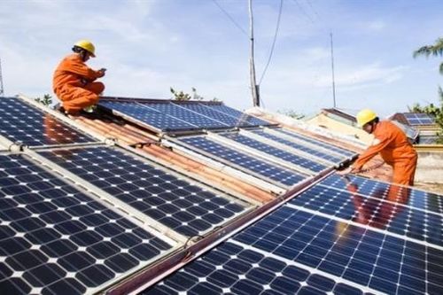 Hà Nội sẽ đề xuất cơ chế đặc thù để phát triển hệ thống điện năng lượng mặt trời