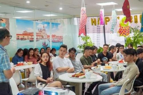Giáo dục đáp ứng nhu cầu xã hội: Hướng tới nhu cầu tương lai