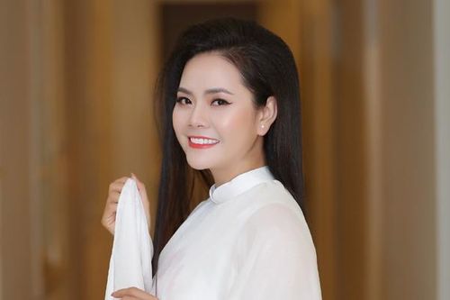 Ca sĩ Lương Nguyệt Anh và mối lương duyên với nghề giáo