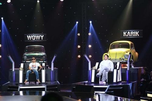 Loạt xe cổ làm 'phông nền' cho Rap Việt mùa đầu