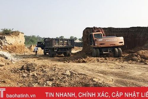 Hà Tĩnh rút giấy phép khai thác 2 mỏ đất