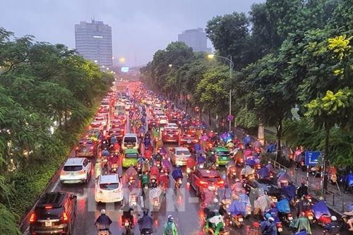 Giao thông Hà Nội: Xóa điểm ùn tắc cũ lại phát sinh điểm mới