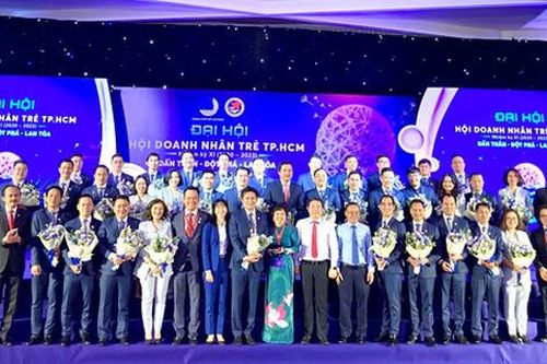Doanh nhân Phạm Phú Trường nhậm chức Chủ tịch Hội Doanh nhân trẻ TPHCM