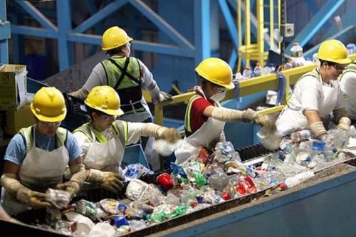 Các nước trên thế giới đã làm gì để thúc đẩy hoạt động tái chế chất thải rắn?