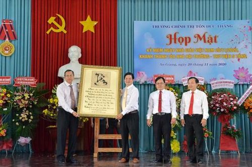 Trường Chính trị Tôn Đức Thắng kỷ niệm ngày Nhà giáo Việt Nam 20-11