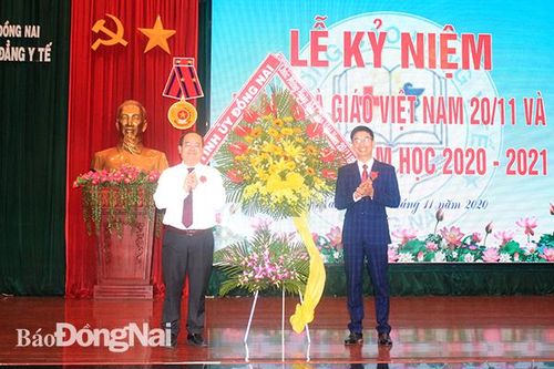 Đẩy mạnh hợp tác giữa nhà trường và bệnh viện