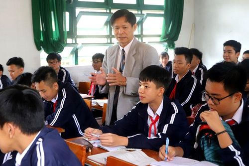 Những bông hoa ''trồng người''