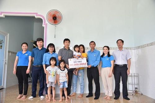 Công đoàn Công ty Nhôm Đắk Nông chăm lo đời sống cho các Đoàn viên