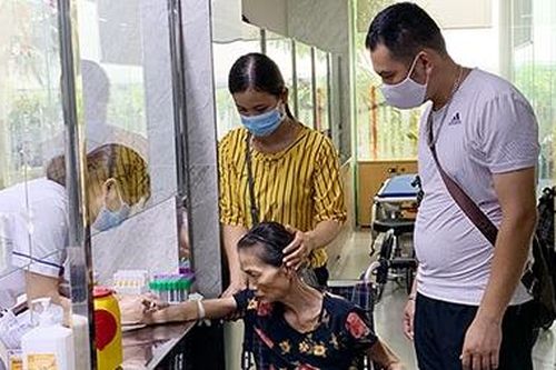 Việt Nam sẽ thành quốc gia 'siêu già' vào năm 2050: Thách thức gánh nặng bệnh tật