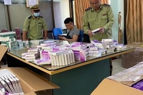 Phát hiện cơ sở phân phối thuốc kháng sinh 'trôi nổi'